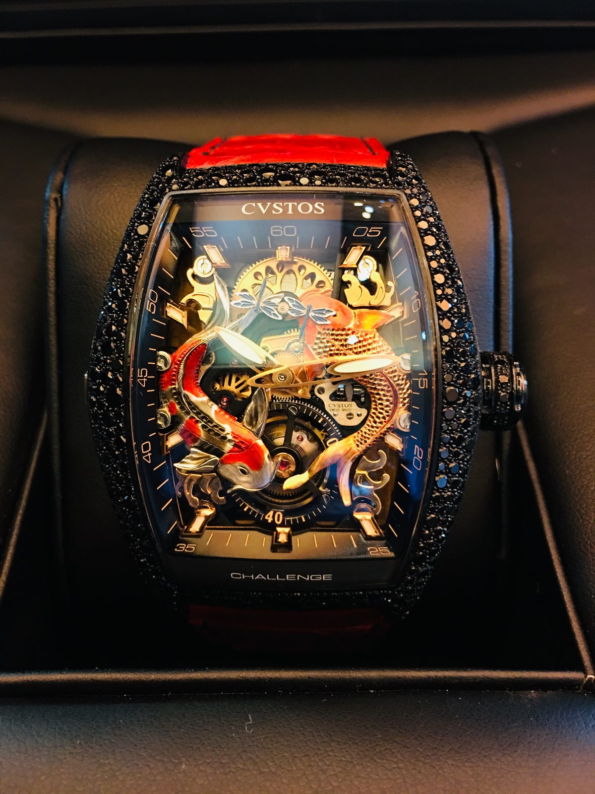 ساعة CVSTOS Special Edition KOI Tourbillon