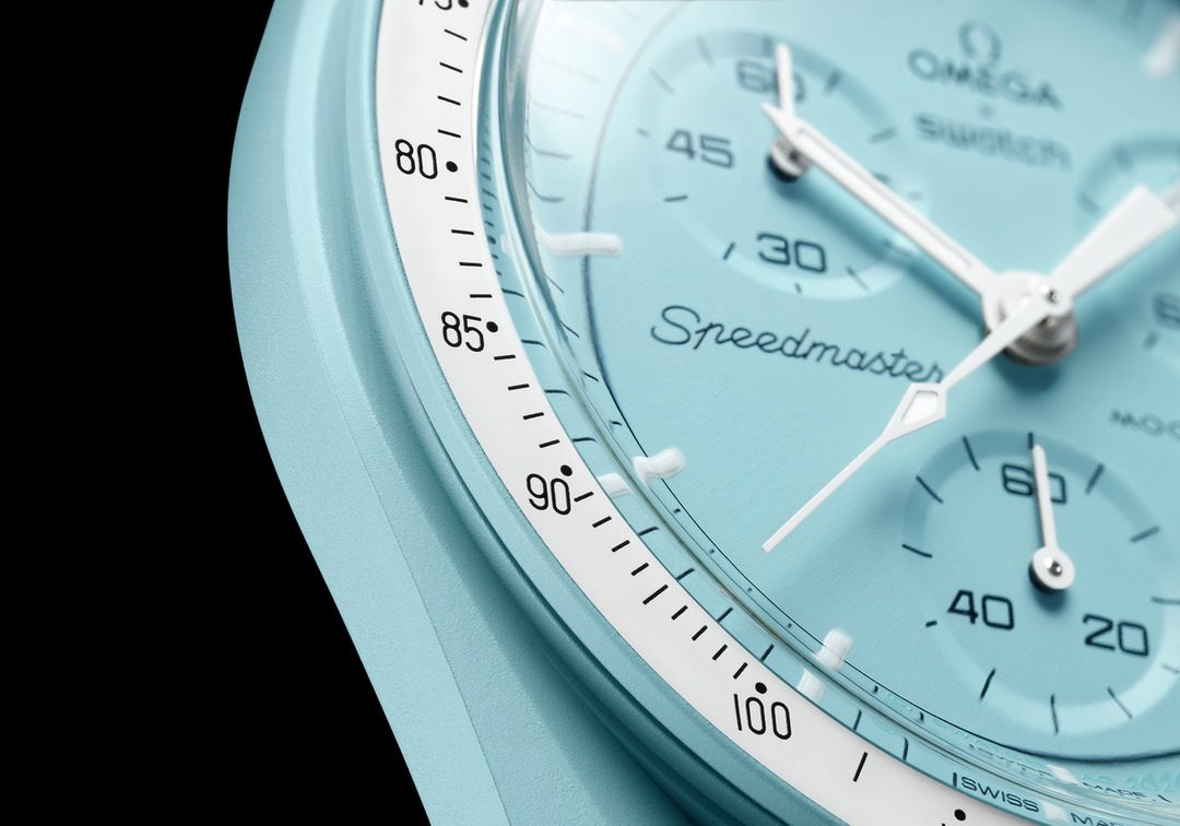 Omega x Swatch Bioceramic MoonSwatch Mission to Uranus, bezel close-up